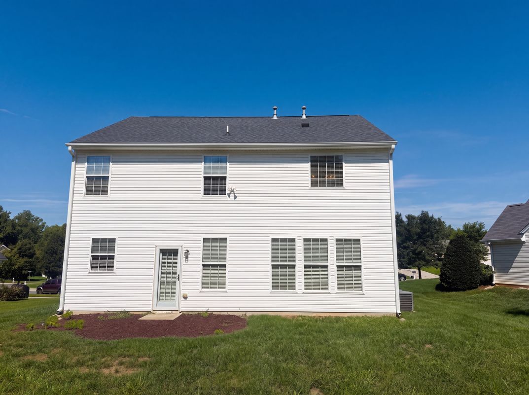 Photo 5 of 26 of 518 MacGregor Dr, Burlington, NC
