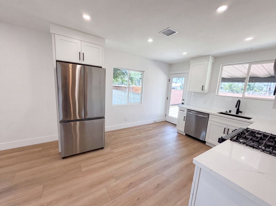 Photo 8 of 19 of 1193 E G St, Ontario, CA