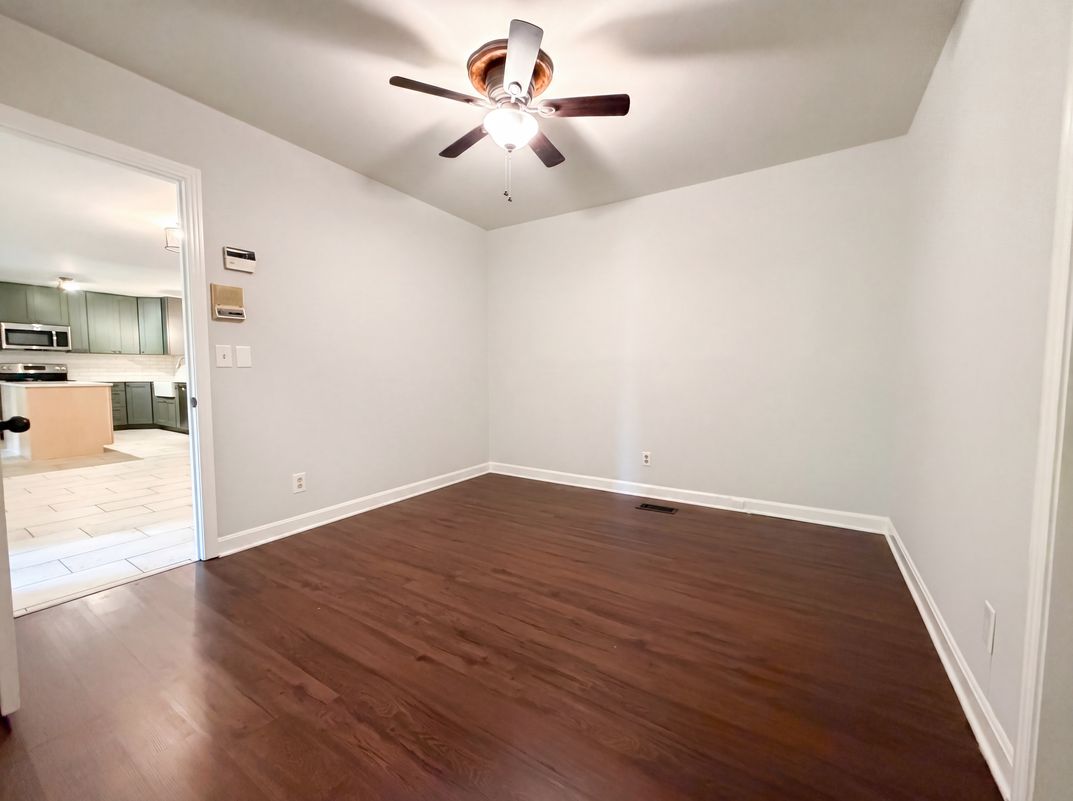 Photo 14 of 17 of 1119 Walton Dr, Murfreesboro, TN