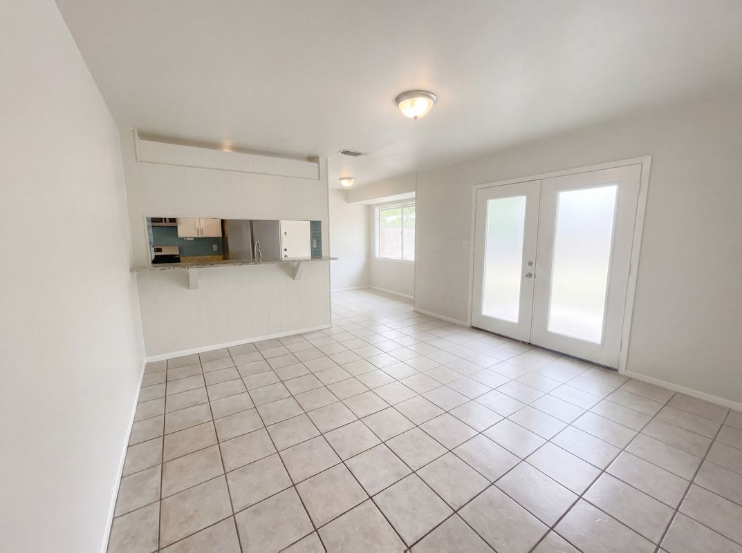 Photo 6 of 19 of 225 La Jolla, Live Oak, TX