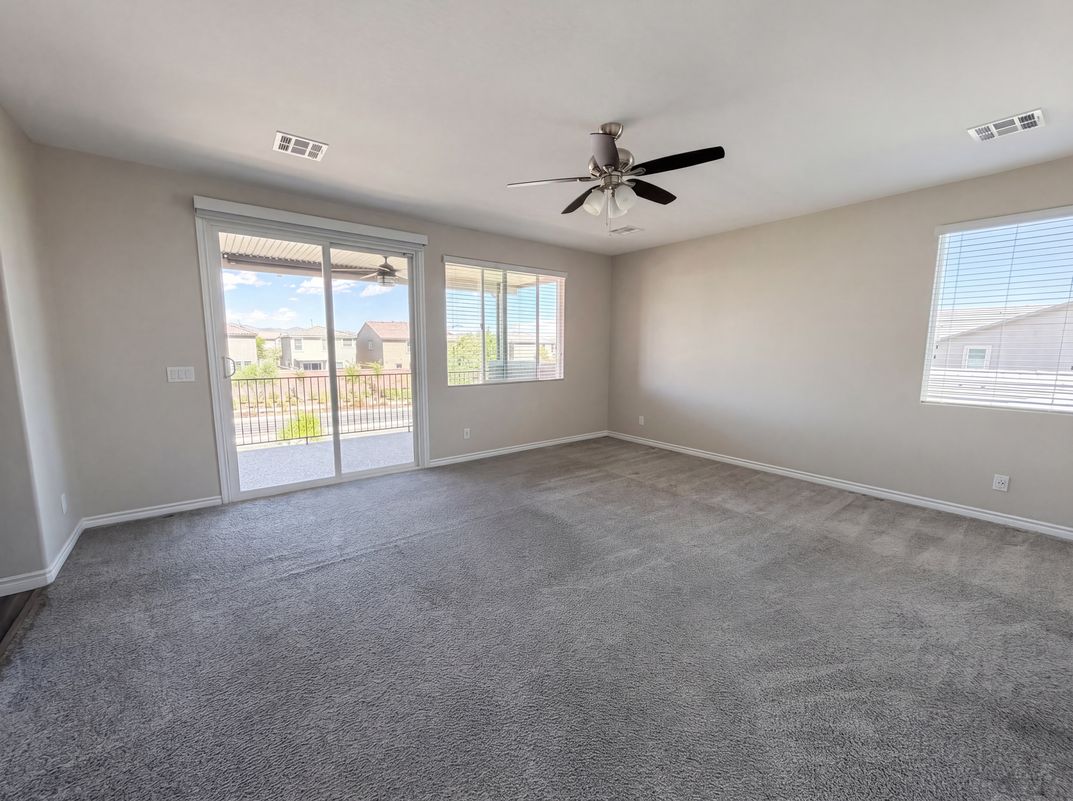 Photo 18 of 56 of 1418 Dire Wolf Ave, North Las Vegas, NV