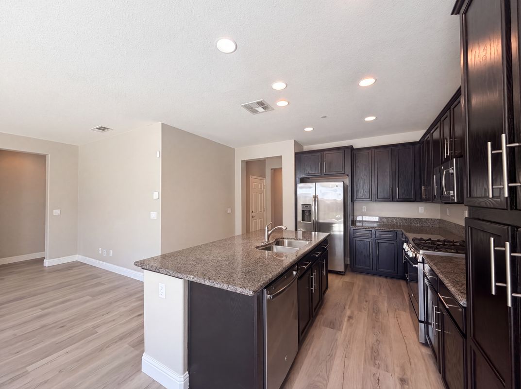 Photo 13 of 45 of 4812 Ice Age Way, Elk Grove, CA