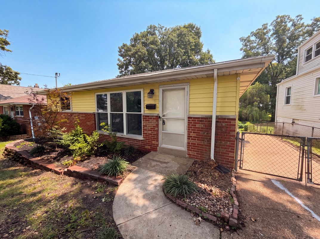 Photo 14 of 18 of 8606 Vasel Ave, Saint Louis, MO