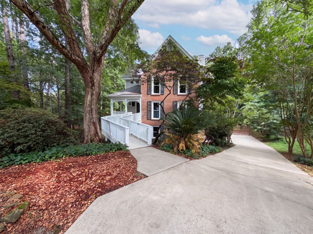 Photo 33 of 45 of 212 Conrad Cir, Columbia, SC