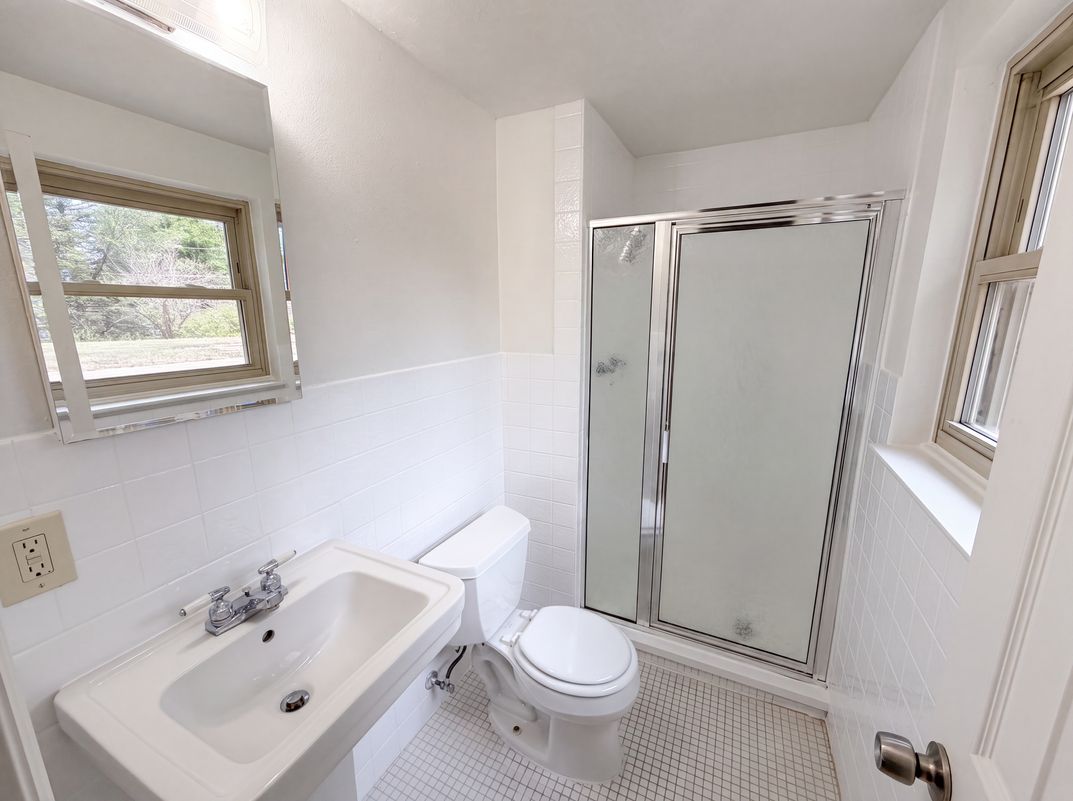 Photo 17 of 28 of 885 W 7th Avenue Dr, Broomfield, CO