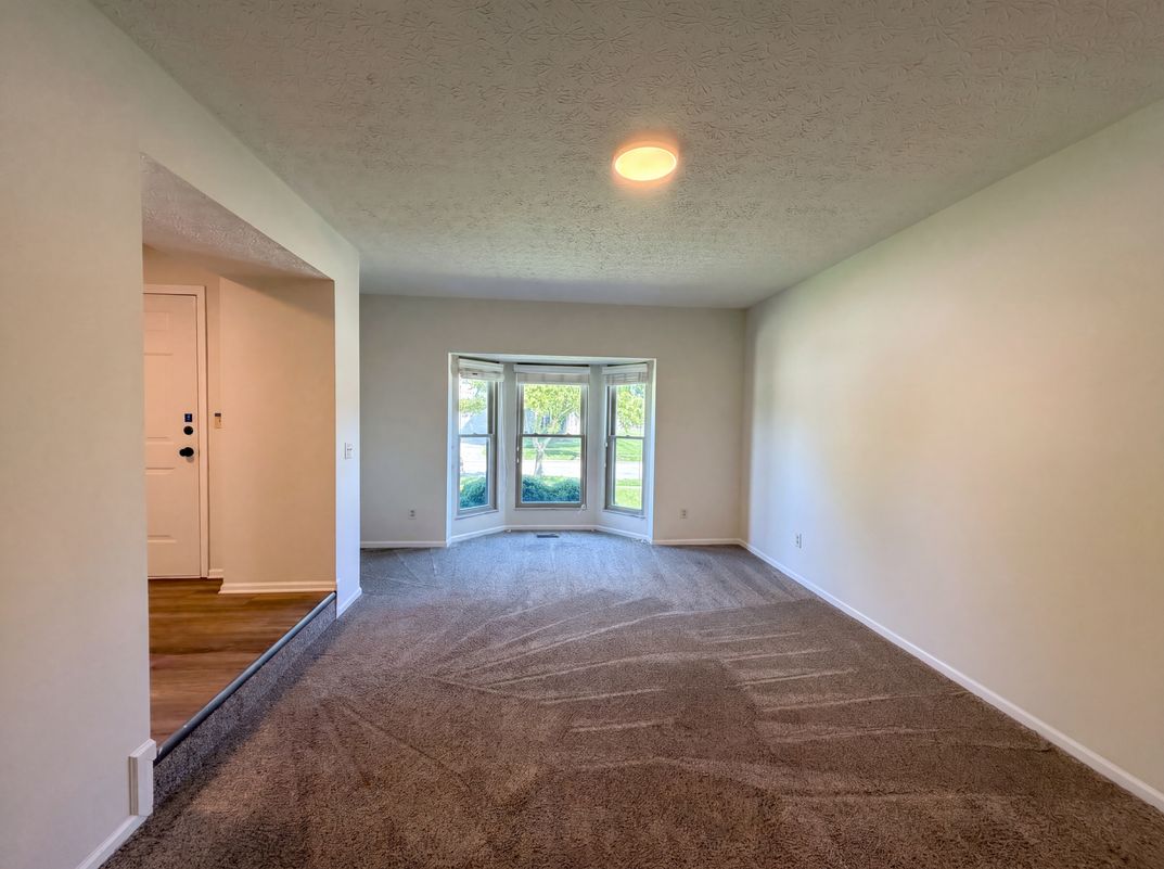 Photo 20 of 29 of 4976 Vicksburg Ln, Hilliard, OH