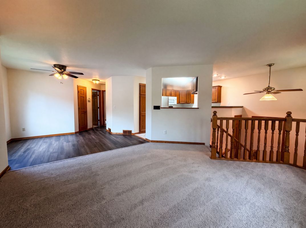 Photo 6 of 22 of 18216 Empire Trl, Farmington, MN