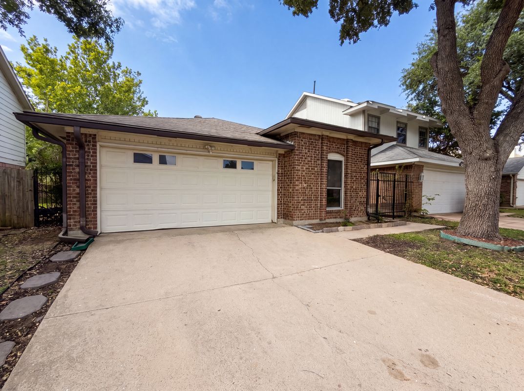 Photo 20 of 21 of 2604 Leo Dr, Garland, TX