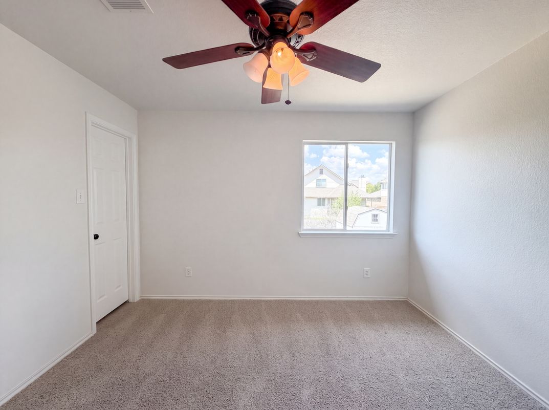 Photo 13 of 20 of 6805 Aquamarine Dr, Killeen, TX
