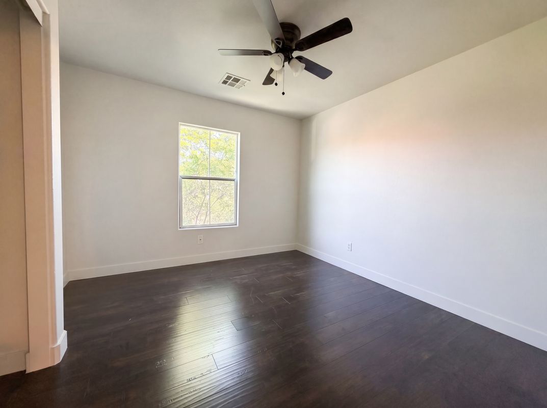 Photo 11 of 22 of 7274 Pine Barrens St, Las Vegas, NV