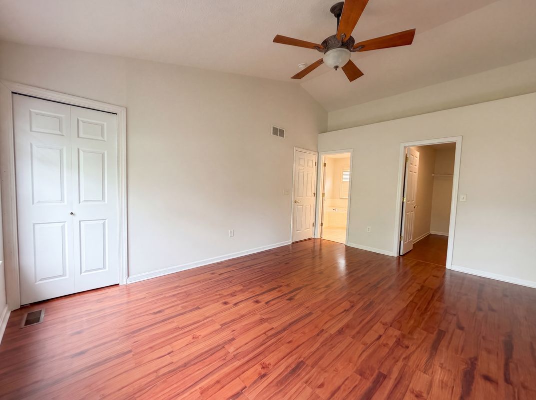 Photo 27 of 44 of 7966 Lazelle Woods Dr, Westerville, OH