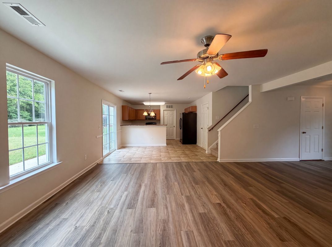 Photo 3 of 26 of 5503 Hardie Farm Dr, Greensboro, NC