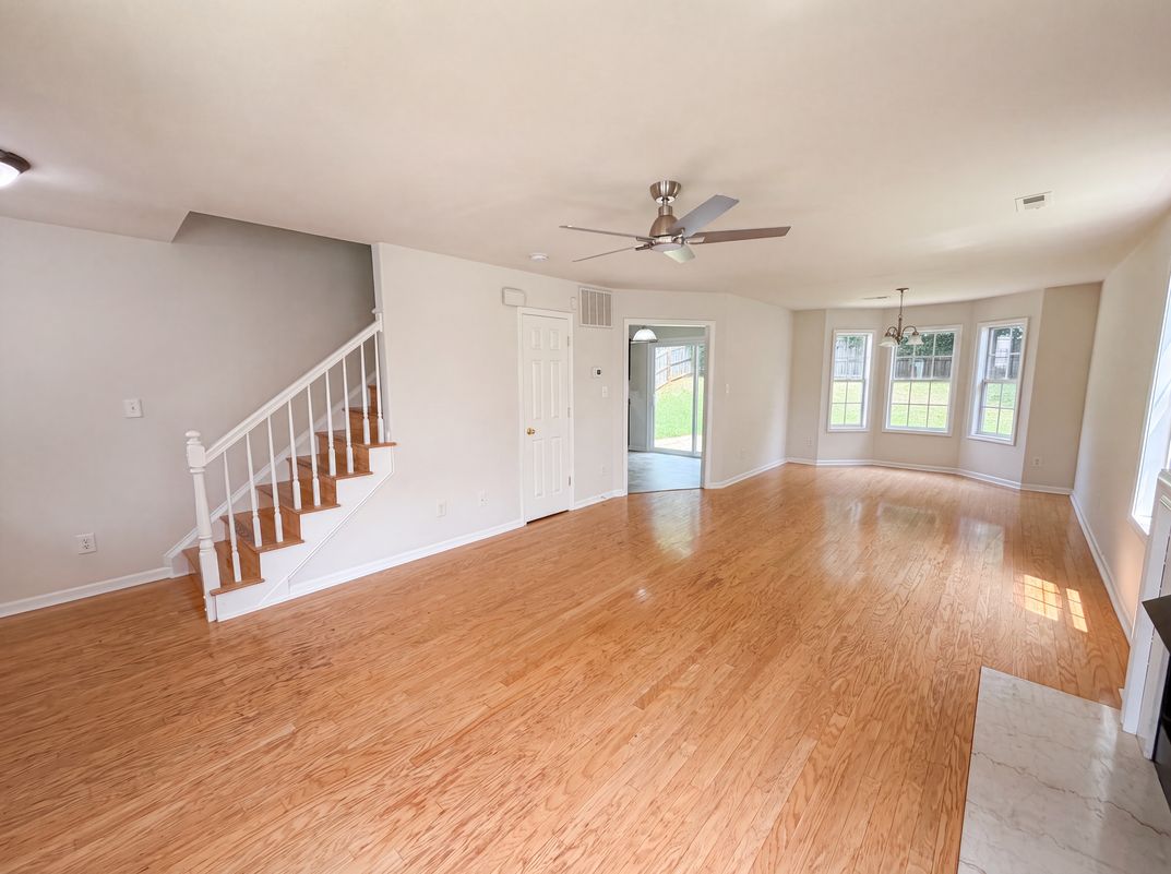 Photo 7 of 17 of 5714 Waverly Lynn Ln, Charlotte, NC