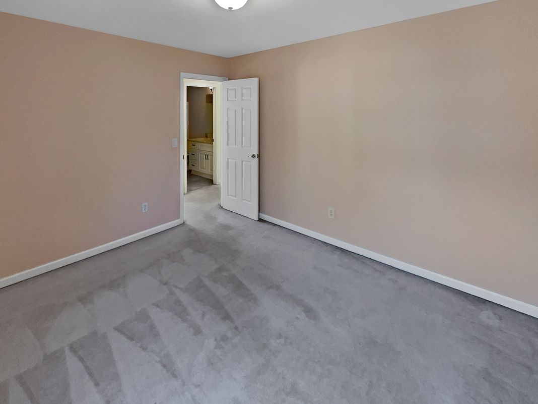 Photo 56 of 68 of 1370 Providence Dr, Lawrenceville, GA