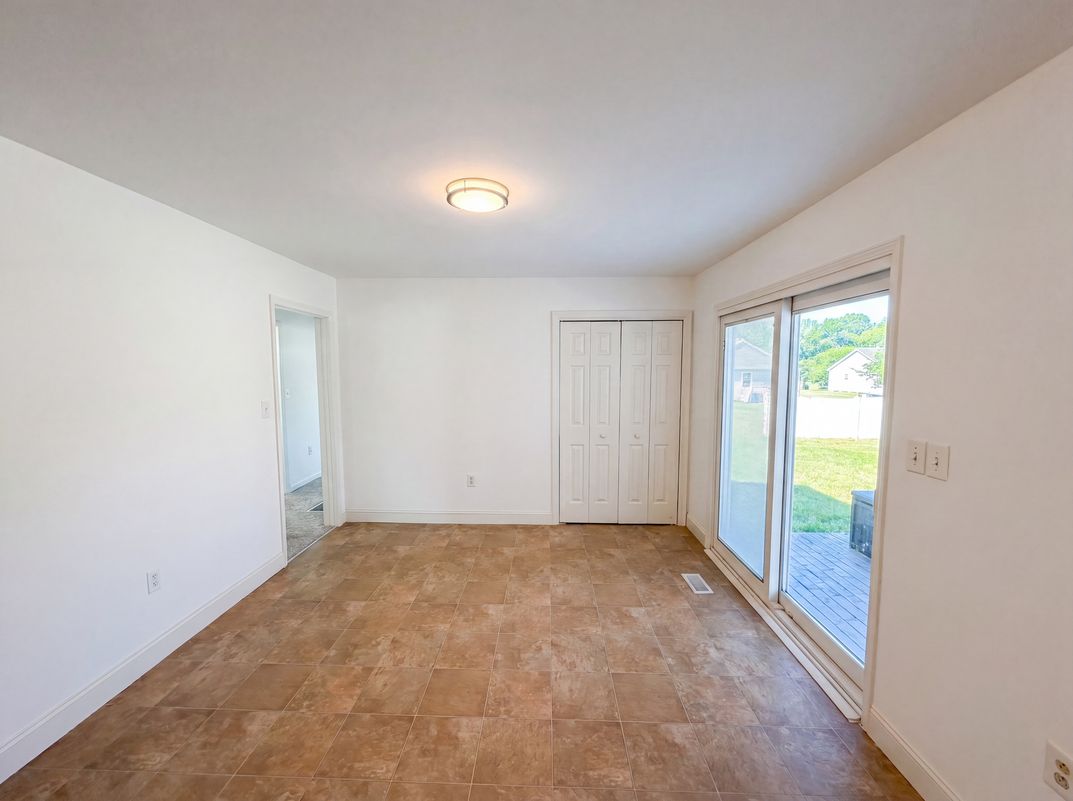 Photo 10 of 25 of 2205 Adair Dr, Knoxville, TN