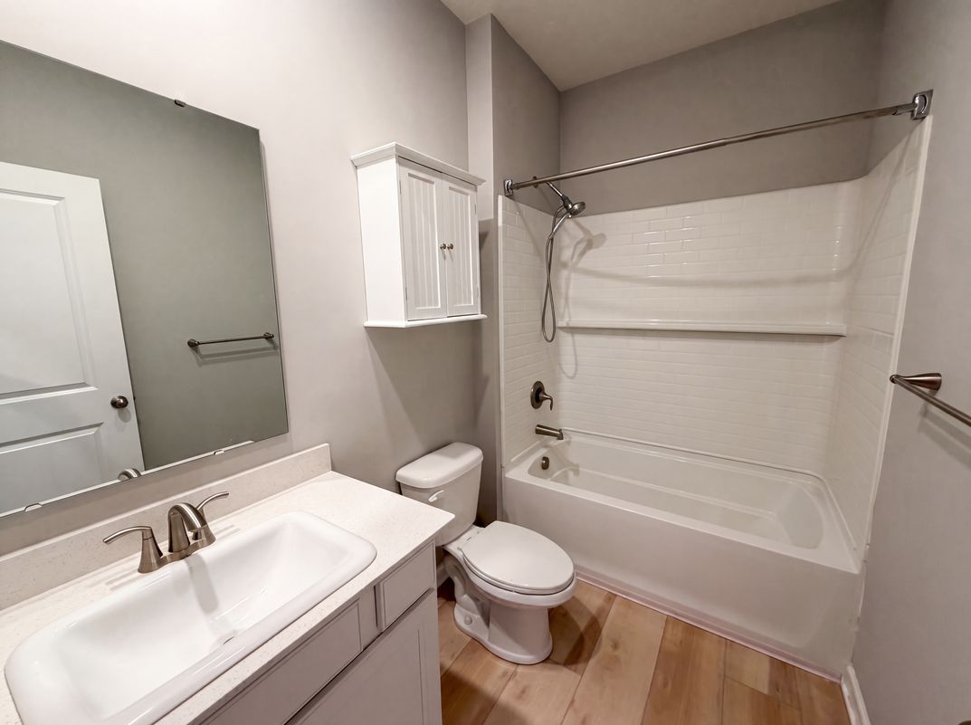 Photo 15 of 19 of 1671 Fairmount Dr, Greenfield, IN