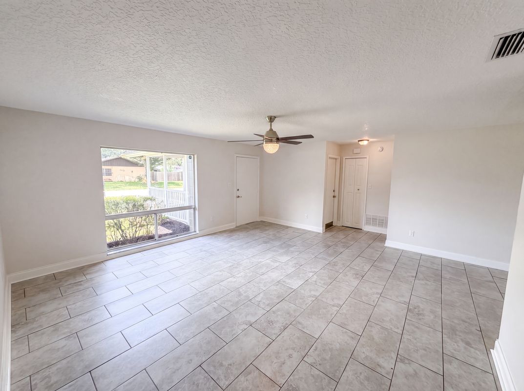 Photo 6 of 24 of 7026 Hammock Way, Winter Park, FL