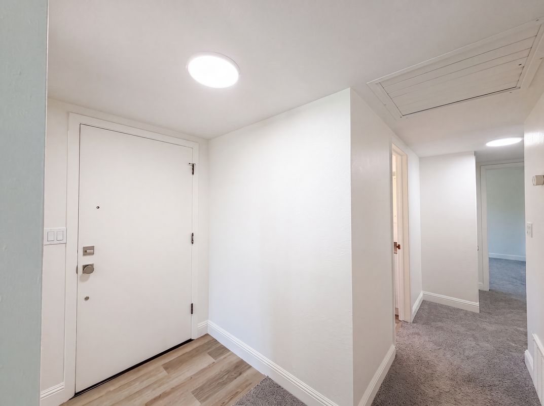 Photo 32 of 41 of 4601 Summit Way, Sacramento, CA