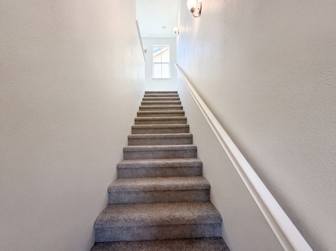 Photo 11 of 30 of 10801 Portico Cir, Rancho Cordova, CA