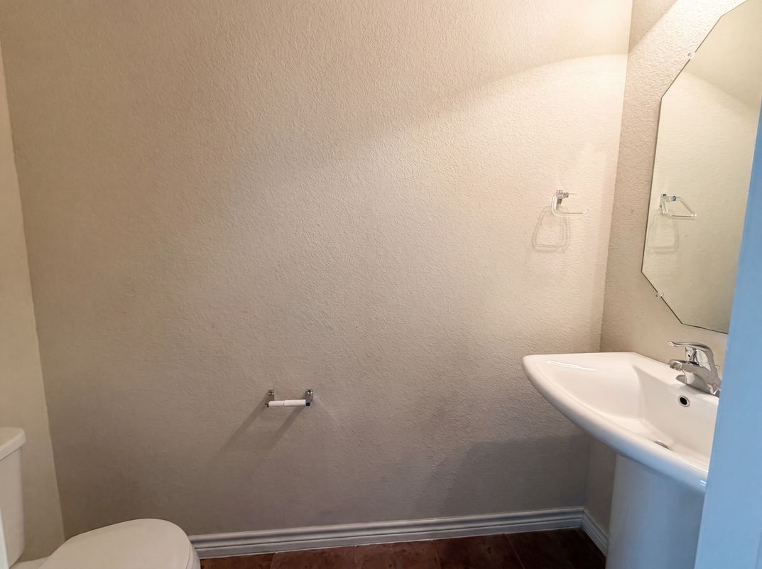 Photo 12 of 24 of 824 Tuscan Rd, Harker Heights, TX