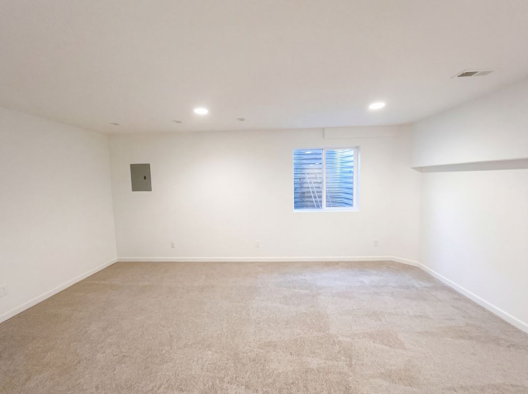 Photo 16 of 20 of 9686 Fairwood St, Littleton, CO