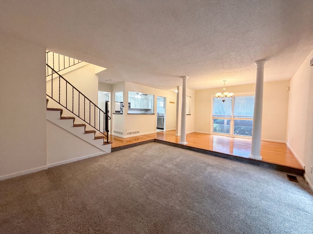 Photo 3 of 20 of 1154 Rue La Chelle Walk, Saint Louis, MO