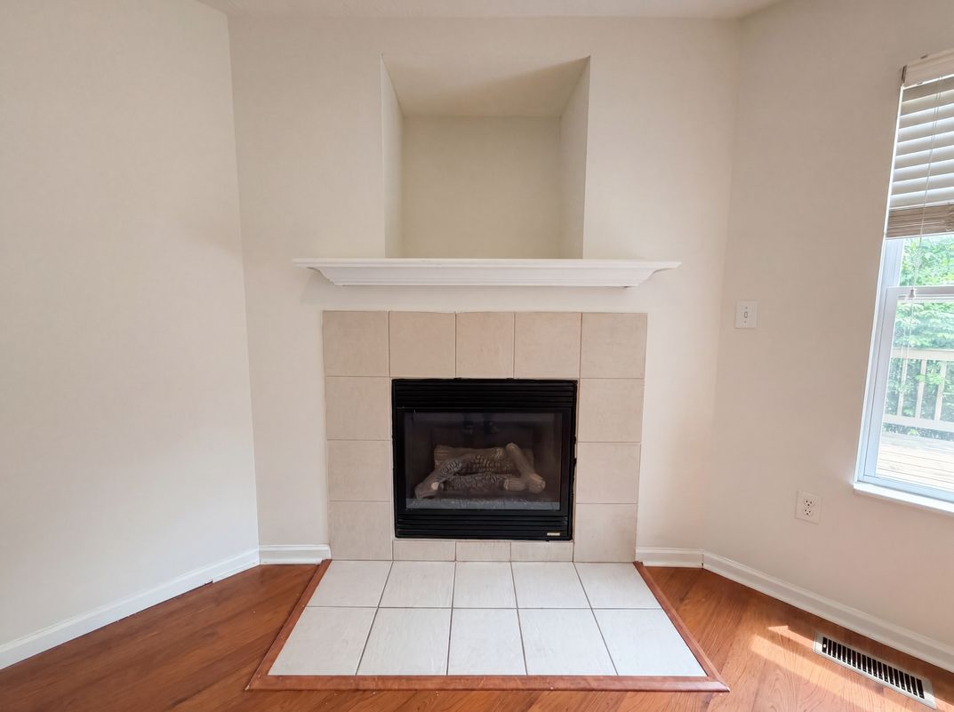 Photo 15 of 44 of 7966 Lazelle Woods Dr, Westerville, OH