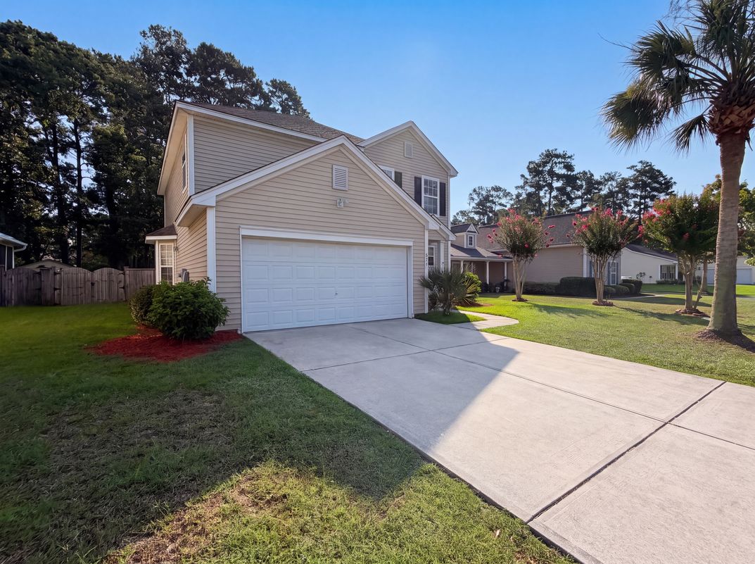 Photo 17 of 20 of 9325 Ayscough Rd, Summerville, SC