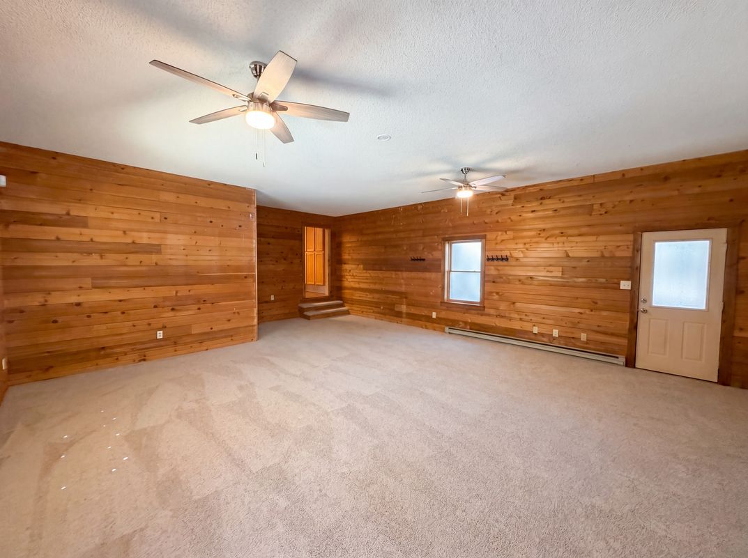 Photo 11 of 29 of 8400 Chestnut Oak Ct, Harrisburg, NC