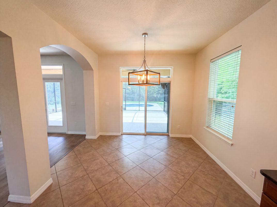 Photo 12 of 46 of 280 Chandler Cir, Oviedo, FL