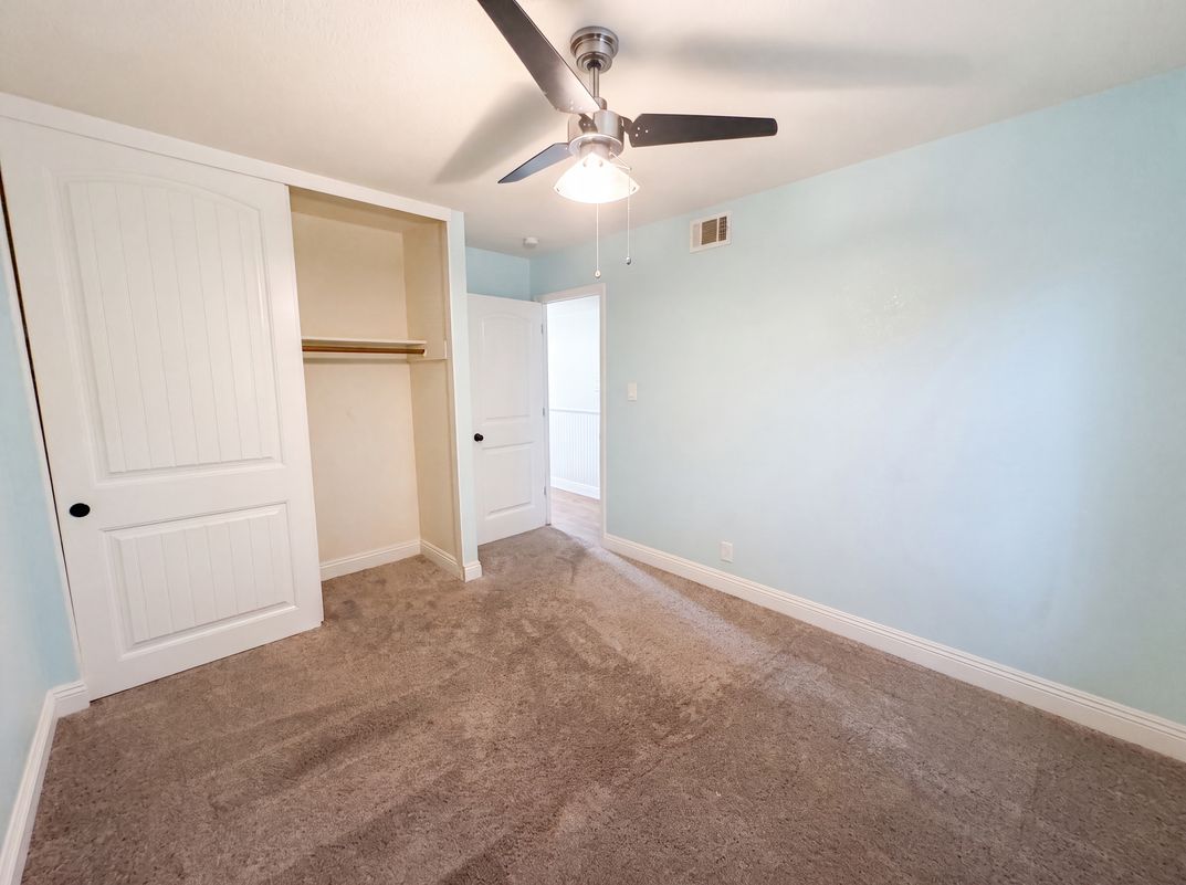 Photo 21 of 27 of 2605 Waterton Way, Sacramento, CA