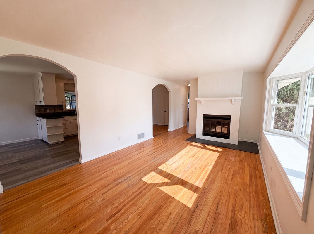 Photo 3 of 31 of 6180 6th St NE, Fridley, MN