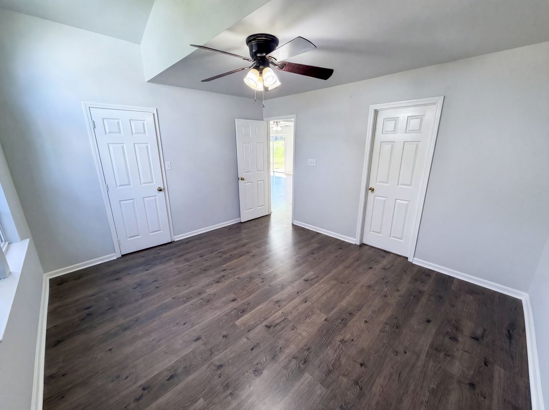 Photo 11 of 23 of 2405 Celosia Dr, Charlotte, NC