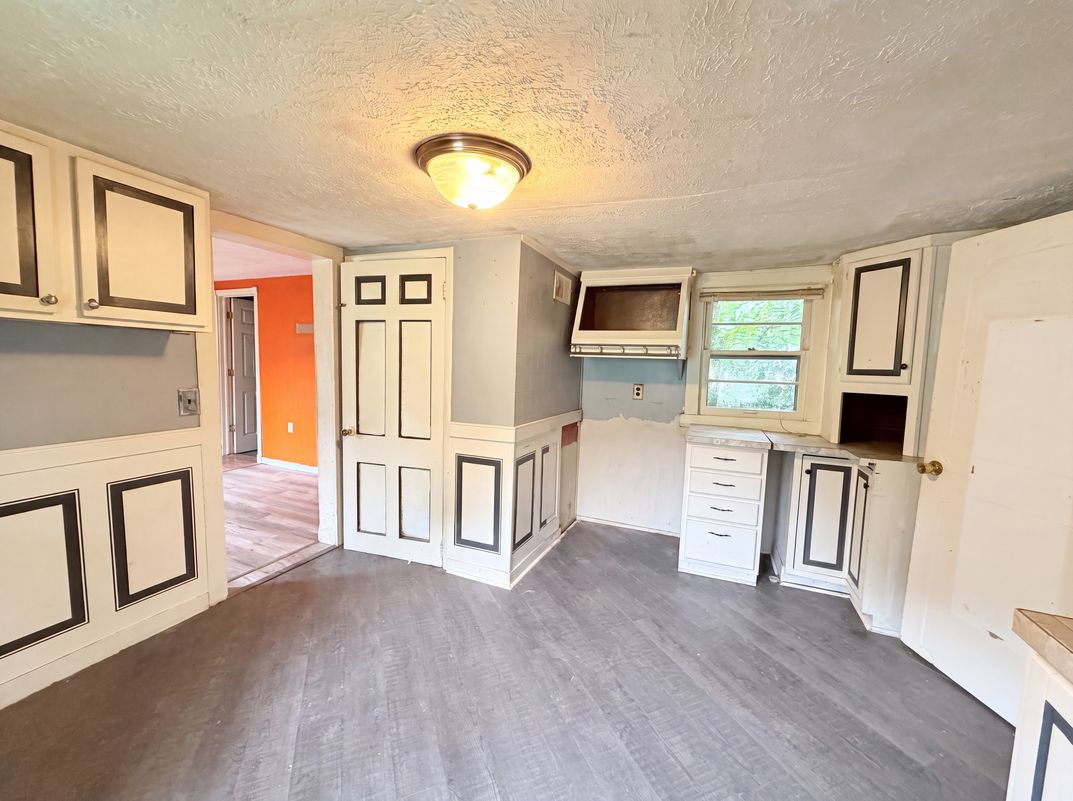 Photo 8 of 19 of 219 W Glen Ave, Batavia, OH