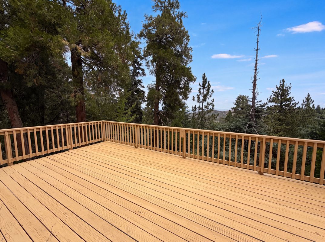 Photo 5 of 24 of 295 Fairway Dr, Lake Arrowhead, CA