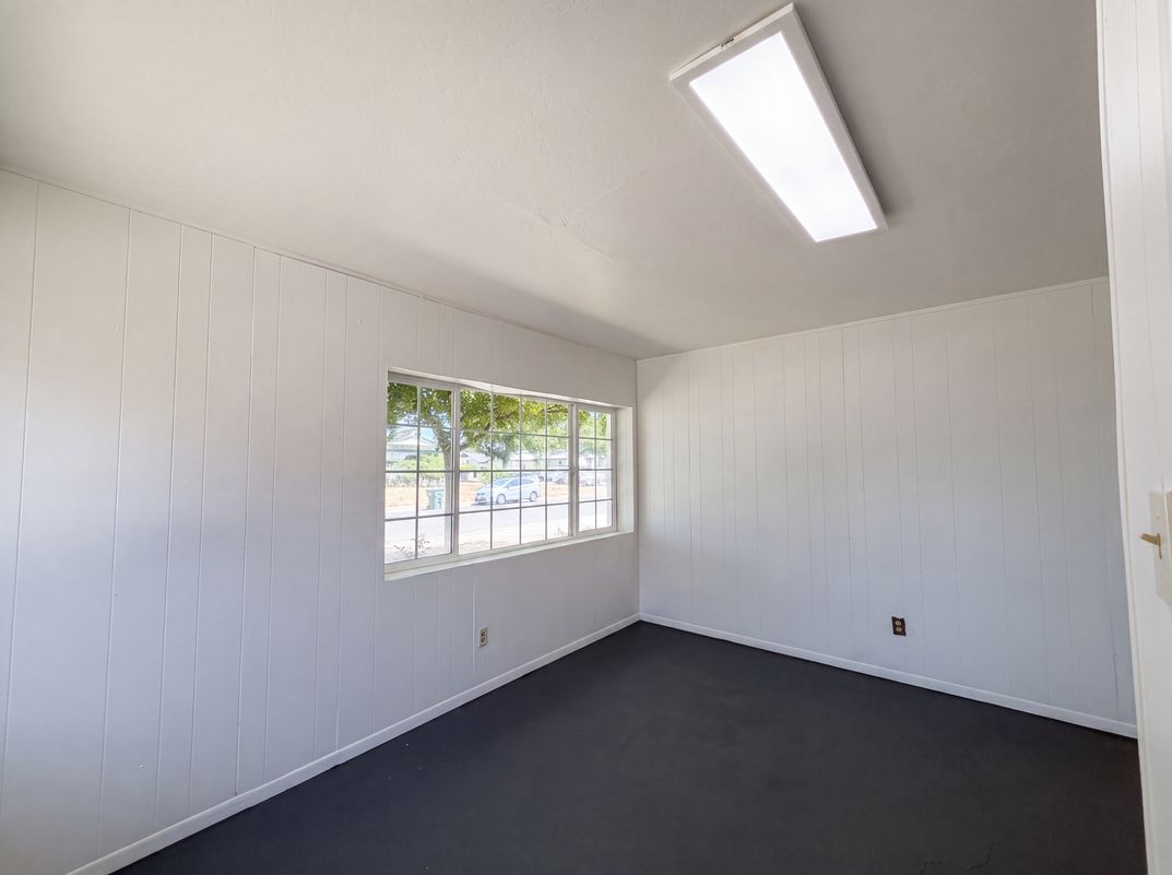 Photo 28 of 41 of 7007 Ursa Pkwy, Sacramento, CA