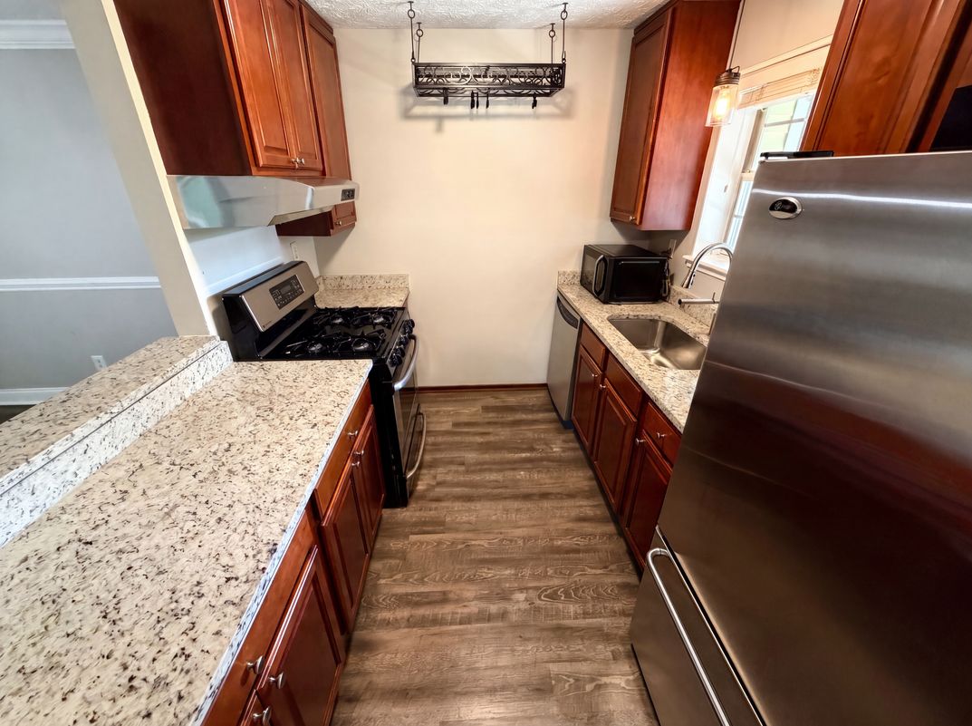 Photo 15 of 18 of 6818 Glenridge Dr, Atlanta, GA
