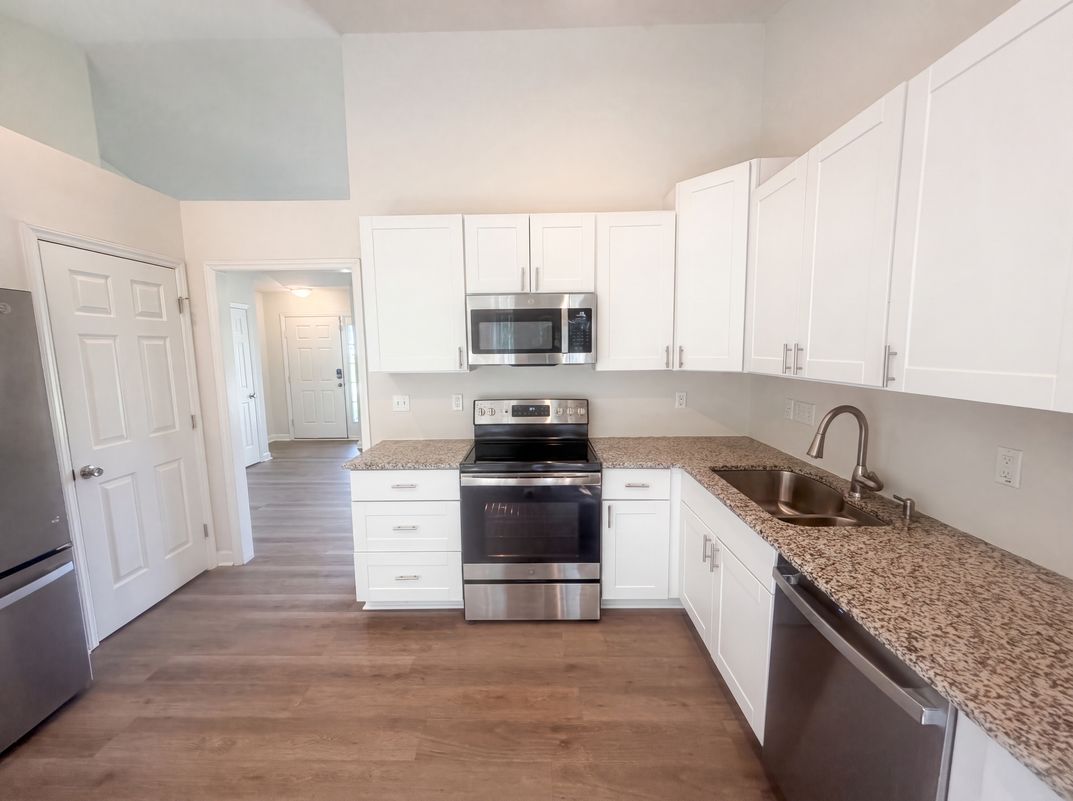 Photo 6 of 17 of 2110 Carlisle Way, High Point, NC