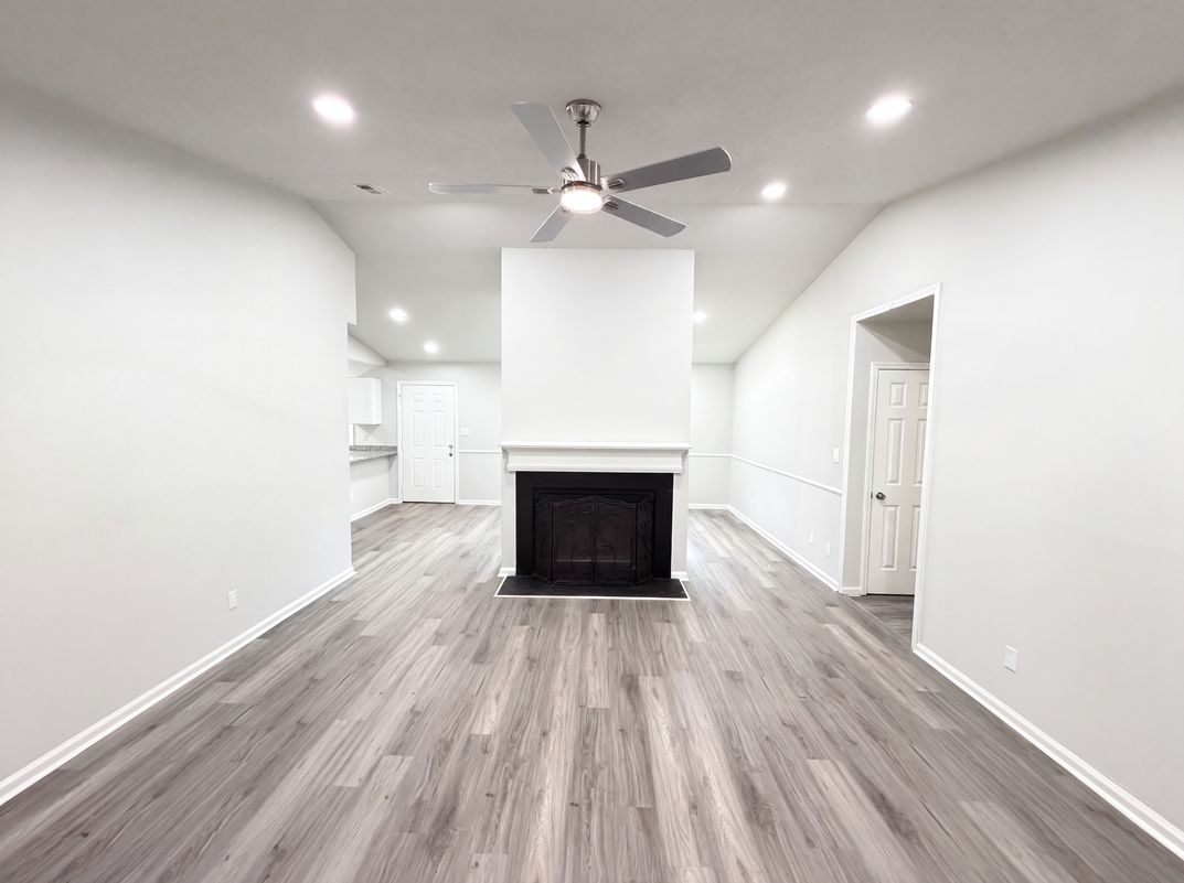 Photo 3 of 18 of 8822 Hunter Green Ln, Charlotte, NC