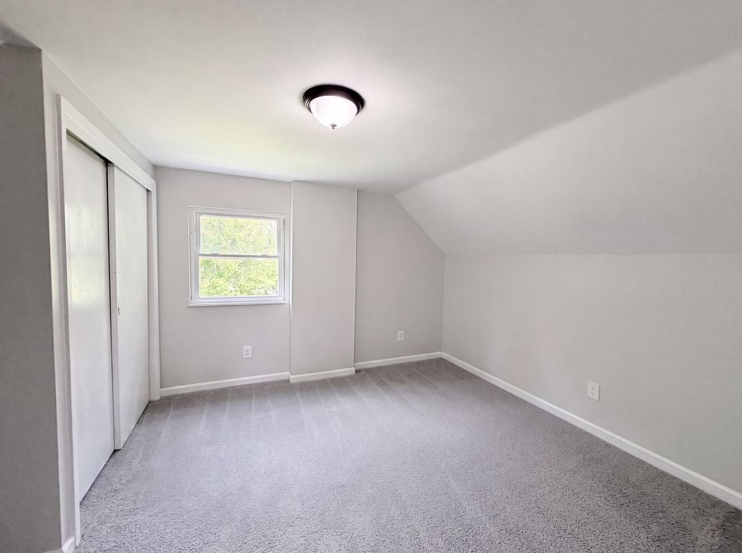 Photo 14 of 24 of 6418 Savannah Ave, Cincinnati, OH