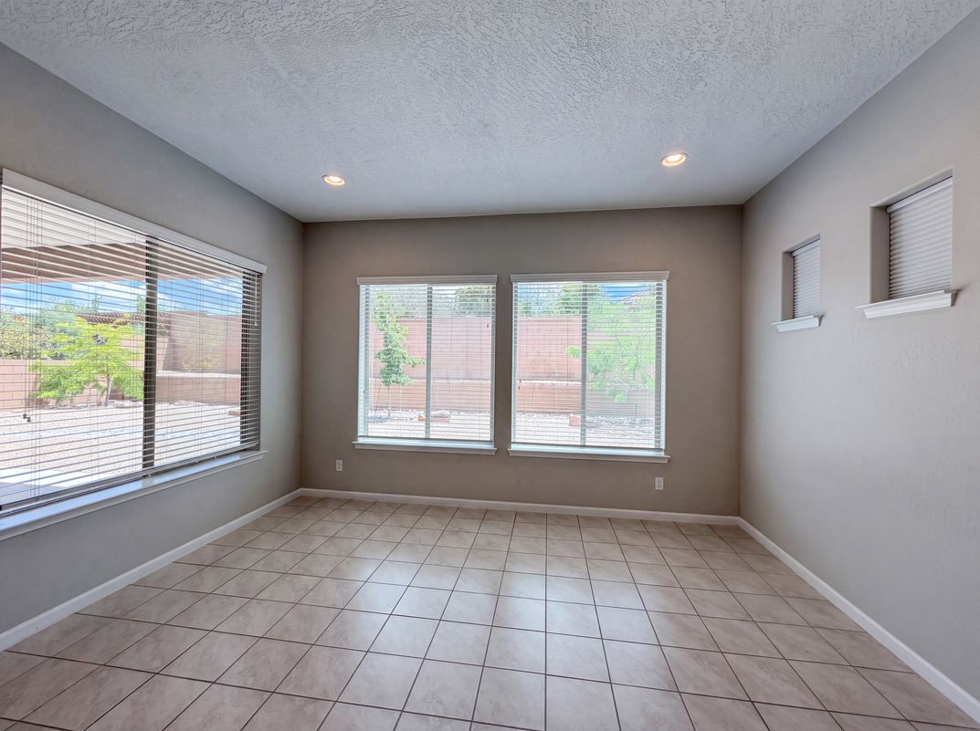 Photo 7 of 23 of 4689 Lluvia Encantada, Santa Fe, NM