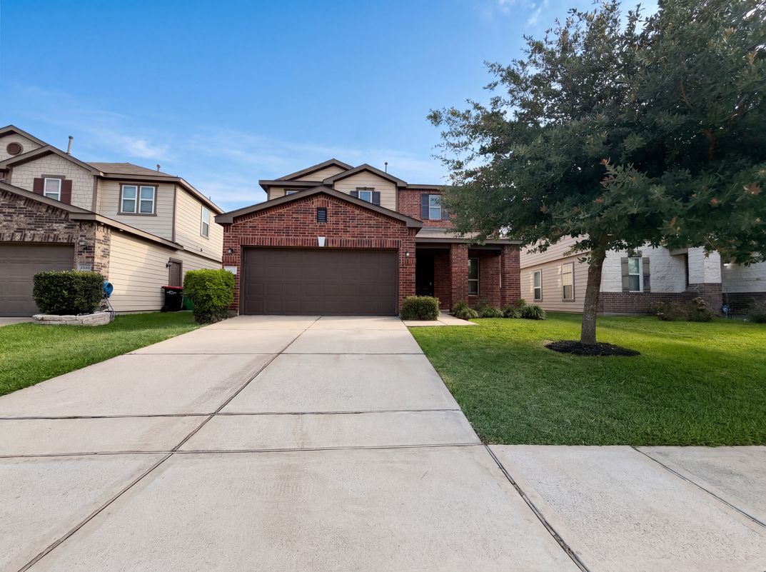 Property photo 1 of 19022 Tower Rose Ct