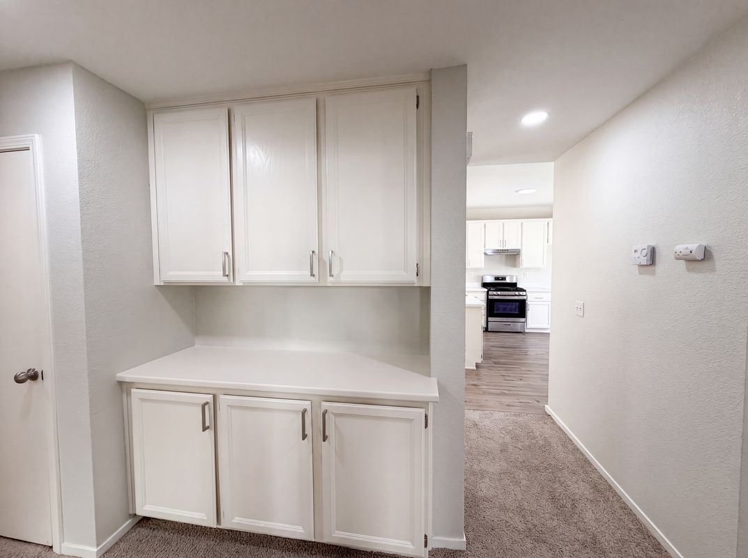 Photo 34 of 45 of 1570 Arcola Ave, Sacramento, CA