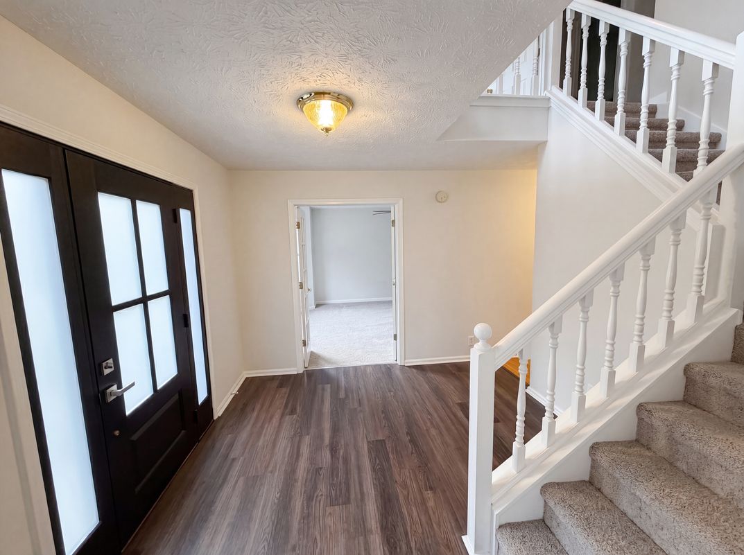 Photo 7 of 50 of 1800 Ivy Stone Ct, Buford, GA