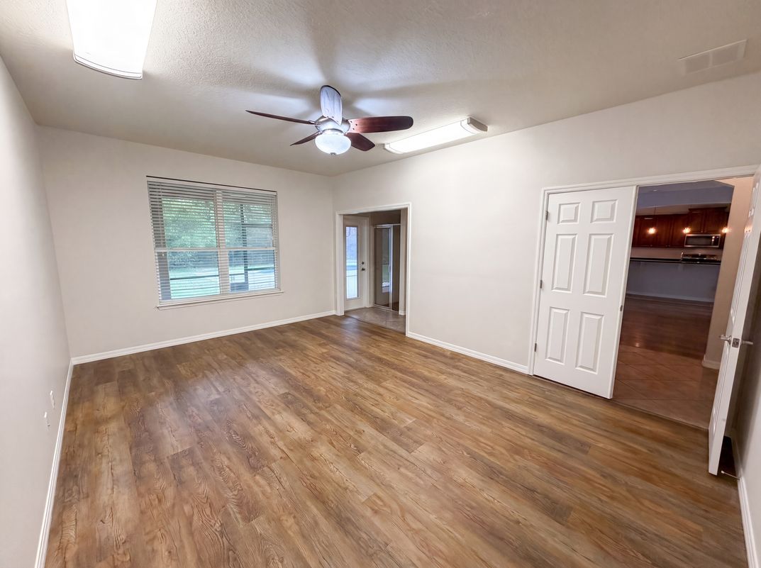 Photo 9 of 46 of 280 Chandler Cir, Oviedo, FL