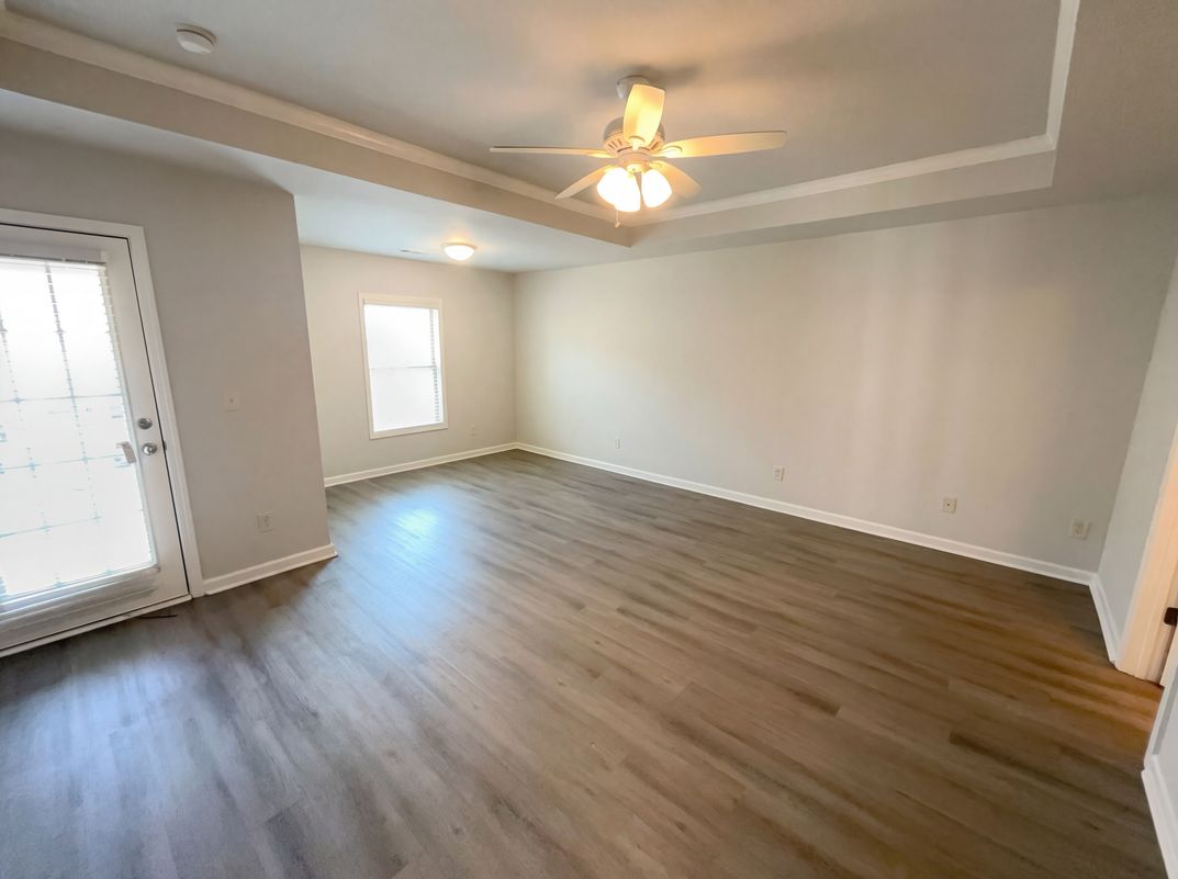 Photo 9 of 19 of 220 Madison Ave, Acworth, GA