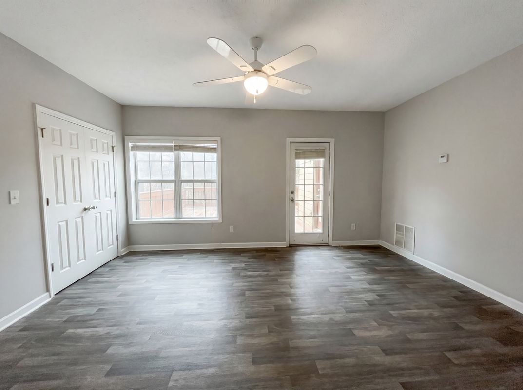 Photo 4 of 35 of 2859 Savannah Walk Ln, Suwanee, GA