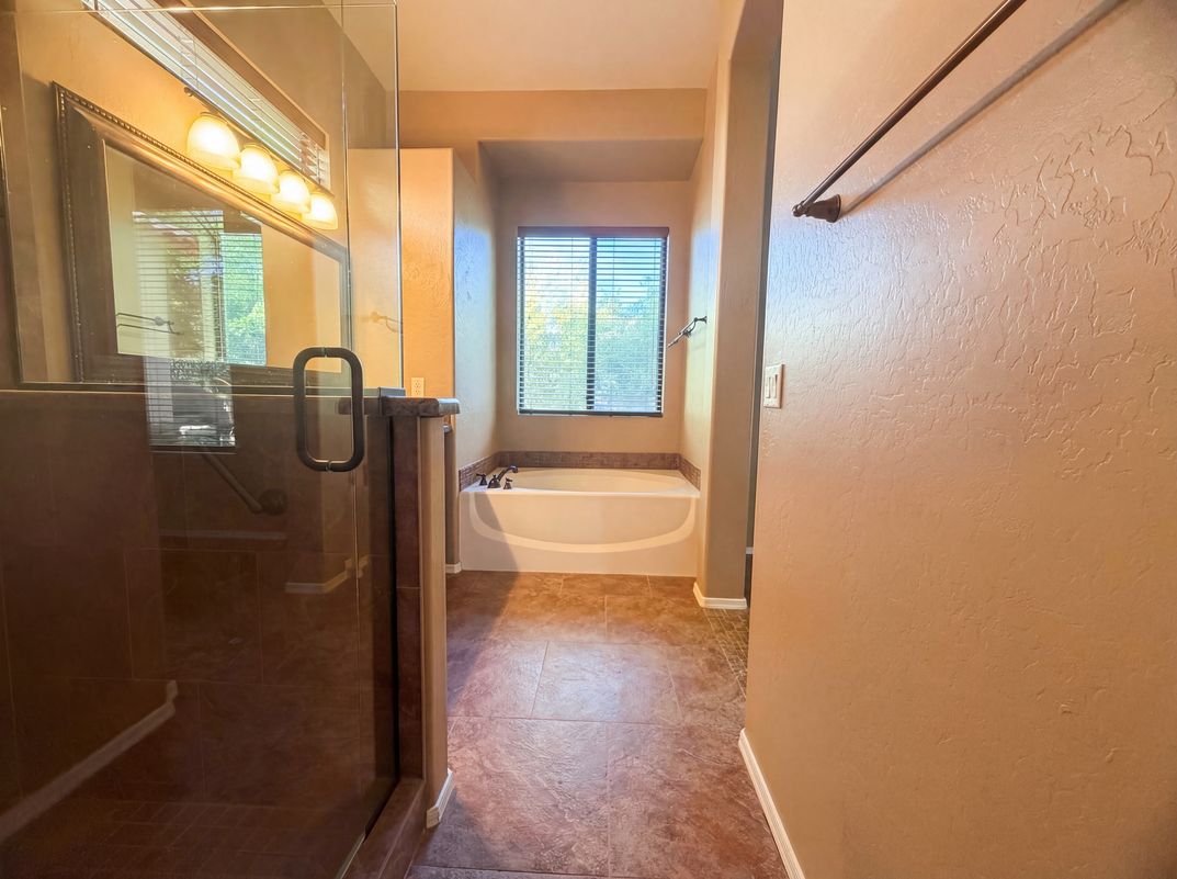 Photo 8 of 17 of 6915 E Portia St, Mesa, AZ