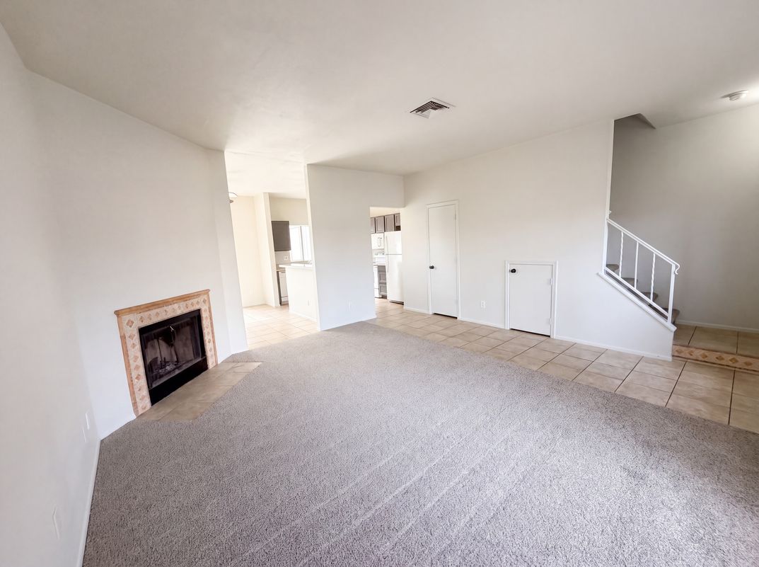 Photo 3 of 19 of 1601 N Saba St, Chandler, AZ