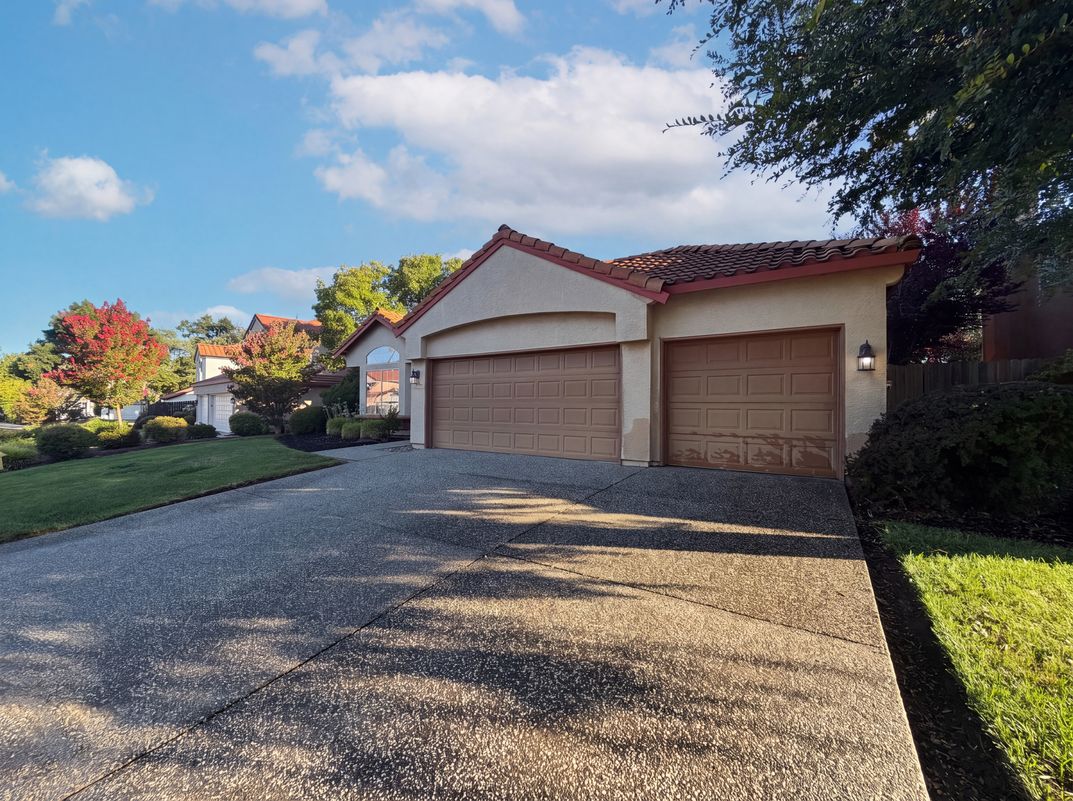Photo 28 of 44 of 5344 Swindon Rd, Rocklin, CA